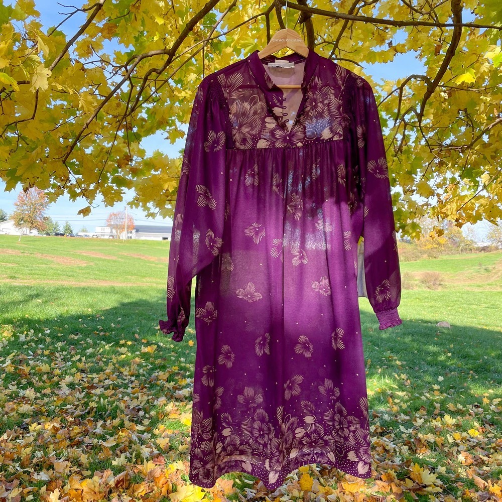 SOLD Vintage 1970s Purple Floral Print Balloon Sleeve Boho Midi Dress Plus XL-4X